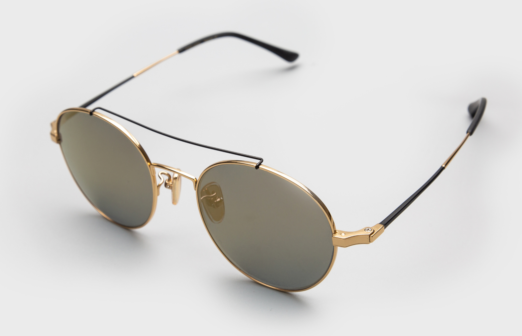RYAN ADDA Sunglasses That Will Give You The &ldquo;LOOK&rdquo;